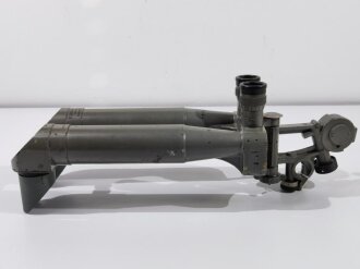 1.Weltkrieg, Scherenfernrohr 09 von Carl Zeiss Jena, klare Optik, deutliche Strichplatte,  feldgrauer Originallack. Die Regenschutzrohre wohl ursprünglich nicht zugehörig