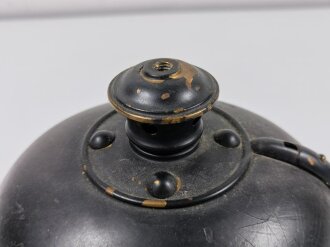 Umbau einer Pickelhaube für Mannschaften als Feuerwehrhaube