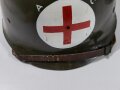 U.S. 2. Weltkrieg, Stahlhelm Rot Kreuz. Originaler Helm und Innenhelm , Schweißband französisch Nachkrieg. Komplett neuzeitlich lackiert. Guter Ersatz für einen nicht zu beschaffenden Helm