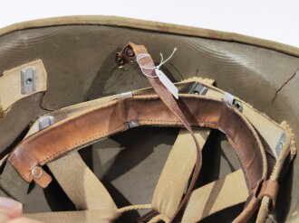 U.S. 2. Weltkrieg, früher Innenhelm aus Presspappe "papercloth Hawley liner" Schweißband und neckstrap neueren Datums, aber vermutlich so getragen. Selten