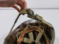 U.S. 2. Weltkrieg, Stahlhelm "MP" Militärpolizei. Originaler Helm und Innenhelm , komplett neuzeitlich lackiert. Guter Ersatz für einen nicht zu beschaffenden Helm