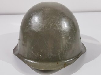 Stahlhelm ehemaliger Ostblock nach russischem Muster, wohl 70iger Jahre