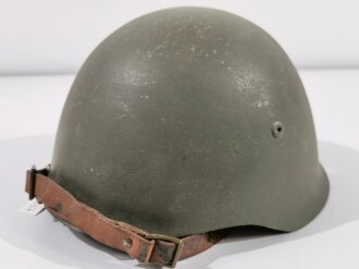 Portugal, Stahlhelm Modell 1940 in gutem Zustand....