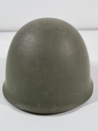 Portugal, Stahlhelm Modell 1940 in gutem Zustand. Originallack ?