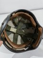 Frankreich, Helm für fliegendes Personal "Type 403 M2ART", datiert 1956. Originallack, guter Gesamtzustand