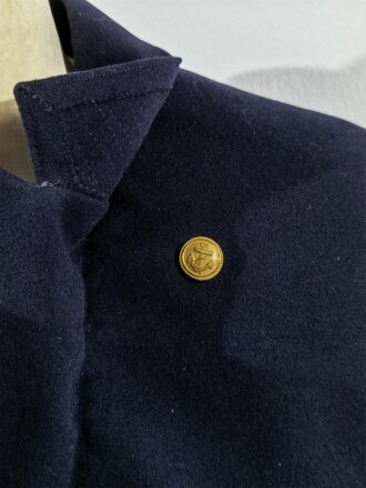 Kriegsmarine, dunkelblaue Paradejacke für einen Verwaltungsmaat , Kammerstück von 1936 in gutem Zustand, der Brustadler fehlt