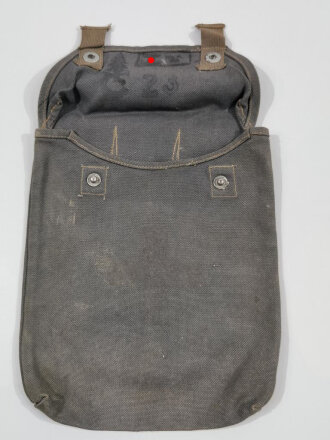 Blaue Tasche für eine Gasplane der Wehrmacht,  getragenes Stück