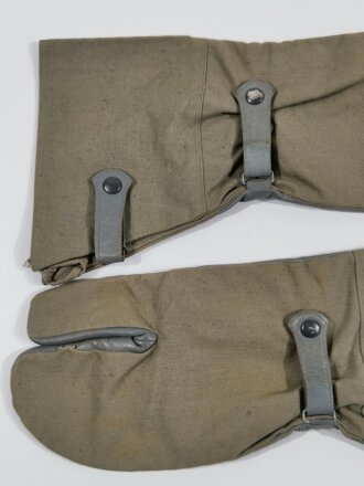 Paar Handschuhe für Kradmelder der Wehrmacht. Leicht getragenes Paar mit Reichsbetriebsnummer in Grösse 10