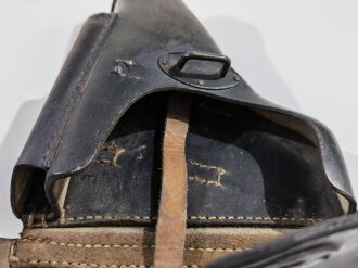 Koffertasche für Pistole P38 der Wehrmacht. Datiert 1942, getragenes Stück in gutem Zustand