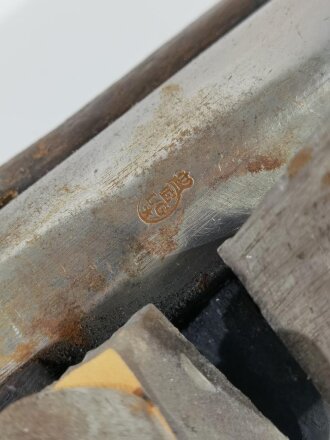 Frankreich, Steinschlossgewehr  ähnlich Typ 1816/21 ,Kaliber 17,6 mm, Gesamtlänge 137 cm, Gewicht 3,96 kg, Laufmarkierung ELG ,Schloßmarkierung Modell  Royal St.Etienne schlecht lesbar, alle Metallteile gemarkt, eventuell für einen deutschen Kleinstaat ,