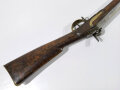 Württemberg, Perkussionsgewehr Bürgerwehr, Hersteller Sautter Stuttgart, Kaliber 17,2 mm, Gesamtlänge 142 cm, Gewicht 4,1 kg, Schaftreperatur mit Eisenbändern verstärkt, Haltefeder am Mündungsring fehlt, mit Schraube befestigt,