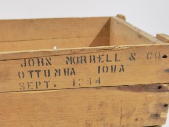 U.S. 1944 dated wood crate for "Mash corned beef" cans