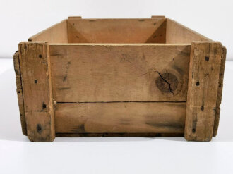 U.S. 1944 dated wood crate for "Mash corned beef" cans
