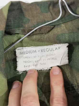 Army of the Republic of Vietnam (ARVN) Airborne Division coat, camouflage pattern, size medium regular. Used, good condition