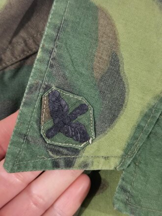 Army of the Republic of Vietnam (ARVN) Airborne Division coat, camouflage pattern, size medium regular. Used, good condition