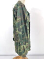 Army of the Republic of Vietnam (ARVN) Airborne Division coat, camouflage pattern, size medium regular. Used, good condition