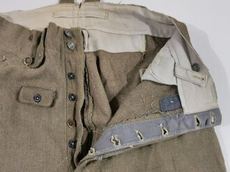 Heer, Hose für Mannschaften Modell 1943. Stärker getragenes Kammerstück mit diversen Reparaturstellen