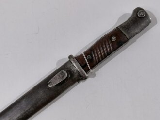 Seitengewehr M84/98 für K98 der Wehrmacht. Jeweils 1944 datierte Scheide und SG