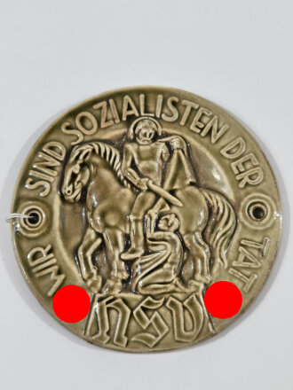 NS Volkswohlfahrt, Türplakette grün " Wir sind sozialisten der Tat" Durchmesser 10,8mm