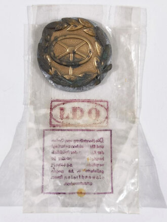 Kraftfahrbewährungsabzeichen in Bronze mit Gegenplatte in LDO Tüte, diese teils defekt
