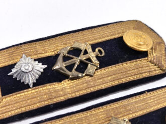Kriegsmarine, Paar Schulterstücke für einen Obersignalleutnant