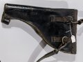 Tasche für die Signalpistole der Wehrmacht aus Ersatzmaterial (Presspappe) dieses zum Teil ausgetrocknet. Komplett, zusammengehörig