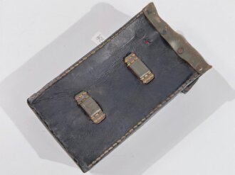 Tasche für den Beleuchtungssatz zum Richtkreis 31 der Wehrmacht aus Ersatzmaterial. Ungereinigtes Stück