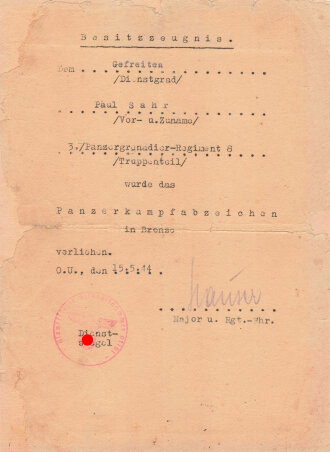 Urkundengruppe eines Unteroffiziers im 5./Pz.Gren.Rgt.28, Urkunden wurden neuzeitlich auf Pappe geklebt