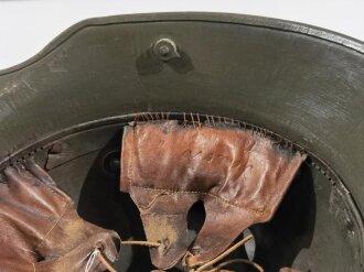 Stahlhelm Landespolizei Bayern 20iger Jahre ?. Originaler Weltkriegshelm , das Innenfutter mit div ersen Reparaturen, die Abzeichen Original