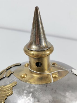 Preußen,  Helm für Mannschaften der Kürassiere. Durchrestauriertes Bastelstück, sicherlich leicht zu verbessern