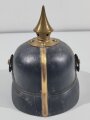 Preußen, Pickelhaube für Mannschaften, Kammerglocke des Füsilier Regiment 40. Kinnriemen neuzeitliche Reproduktion