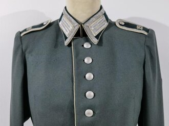Heer, Waffenrock für einen Unteroffizier im Infanterie Regiment 119 Stuttgart. Guter Zustand, das Innenfutter entfernt