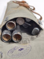 1. Weltkrieg , feldgrauer Zeltzubehörbeutel mit Inhalt , gebrauchtes Kammerstück
