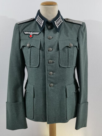 Heer, Feldbluse für Pioniere. Eigentumstück des Leutnant Feuerbacher von 1943. Die Effekten Originalvernäht, Sehr guter Zustand