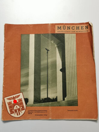"München Hauptstadt der Bewegung" Fremdenverkehrsbüro, datiert 1937/38, ca. DIN A5, stark gebraucht, geknickt