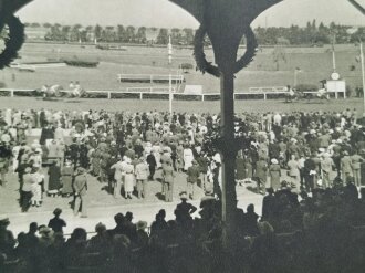 "München Hauptstadt der Bewegung" Fremdenverkehrsbüro, datiert 1937/38, ca. DIN A5, stark gebraucht, geknickt