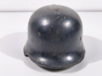 Deutschland nach 1945, Stahlhelm Feuerwehr aus der frühen Nachkriegszeit, sicherlich unter Verwendung alter Teile . Originallack