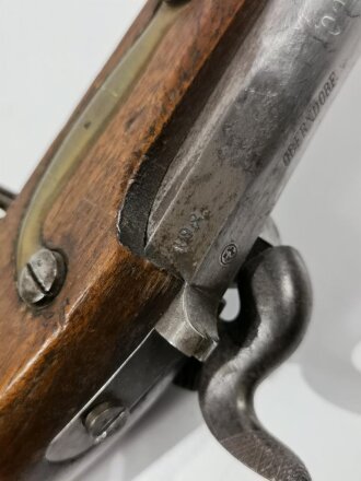 Württemberg, Perkussionsgewehr für Bürgerwehr 1848,  Königliche Württembergische Gewehrfabrik Oberndorf Kaliber 17,1mm, Gesamtlänge 142 cm, Messingbeschläge, Hahnschraube fehlt