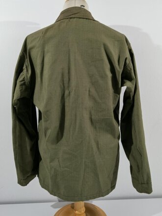 U.S. WWII Jacket, HBT, with gas flap, unused, no label