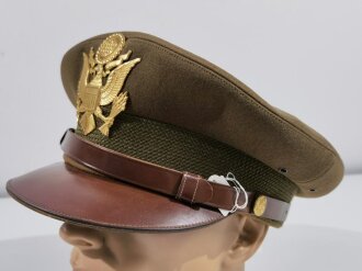 U.S. WWII Officers crusher cap. Soft leather visor partly loose, otherwise in very good condition. Size 57