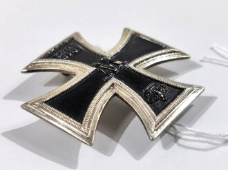 Eisernes Kreuz 1.Klasse 1914. Einteilige Fertigung aus den 30iger Jahren ?