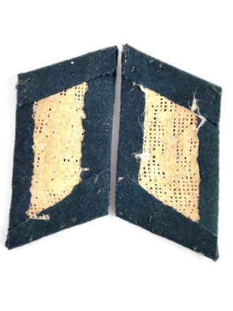 Heer, Paar Kragenspiegel für Offiziere der Panzertruppe, getragenes Paar