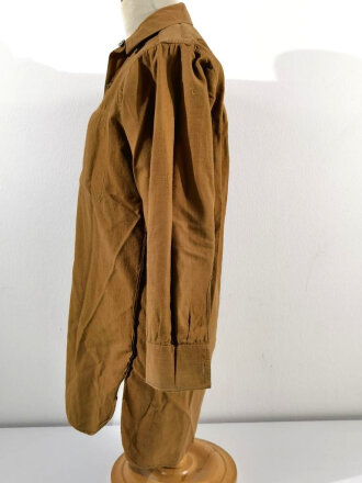 Hitlerjugend, Dienstbluse eines Angehörigen der Flieger HJ Nürnberg.  Die Effekten von Hand originalvernäht.