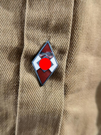 Hitlerjugend, Dienstbluse eines Angehörigen der Flieger HJ Nürnberg.  Die Effekten von Hand originalvernäht.