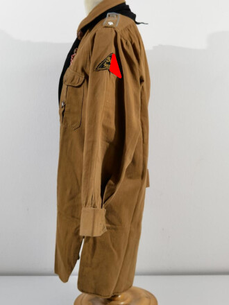 Hitlerjugend, Dienstbluse eines Angehörigen der Flieger HJ Nürnberg.  Die Effekten von Hand originalvernäht.