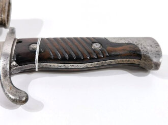 Preußen, Seitengewehr Modell 1898/02 mit Sägerücken. Kammerstück von 1905, Hersteller V.C. Schilling Suhl. Guter Zustand