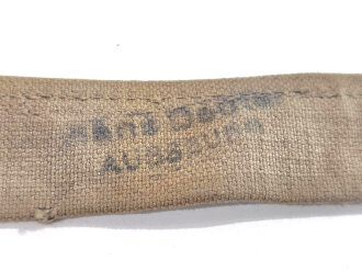 1.Weltkrieg, feldgrauer Trageriemen für einen Brotbeutel, Ausführung mit Schanzzeugschlaufe in sehr gutem Zustand