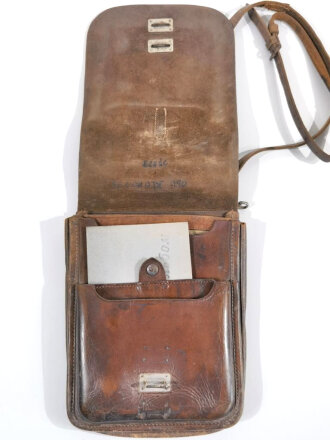 Russland 2.Weltkrieg, Kartentasche Modell 1932. Enthalten ist der eigentlich immer fehlende Einsatz sowie ein Schreibblock.