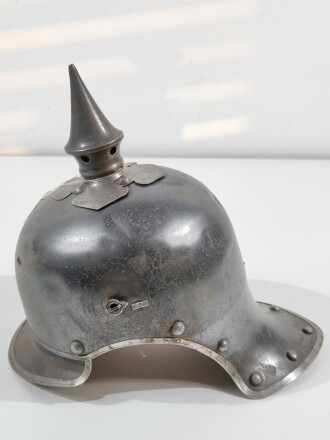 Preussen, Helm für Jäger zu Pferd, Hersteller "Schulz & Holdefleiss Berlin N. 1916". Das Innenfutter neuzeitlich ergänzt. Baustelle mit guter Basis, Größe 56