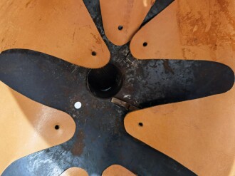 Preussen, Helm für Jäger zu Pferd, Hersteller "Schulz & Holdefleiss Berlin N. 1916". Das Innenfutter neuzeitlich ergänzt. Baustelle mit guter Basis, Größe 56